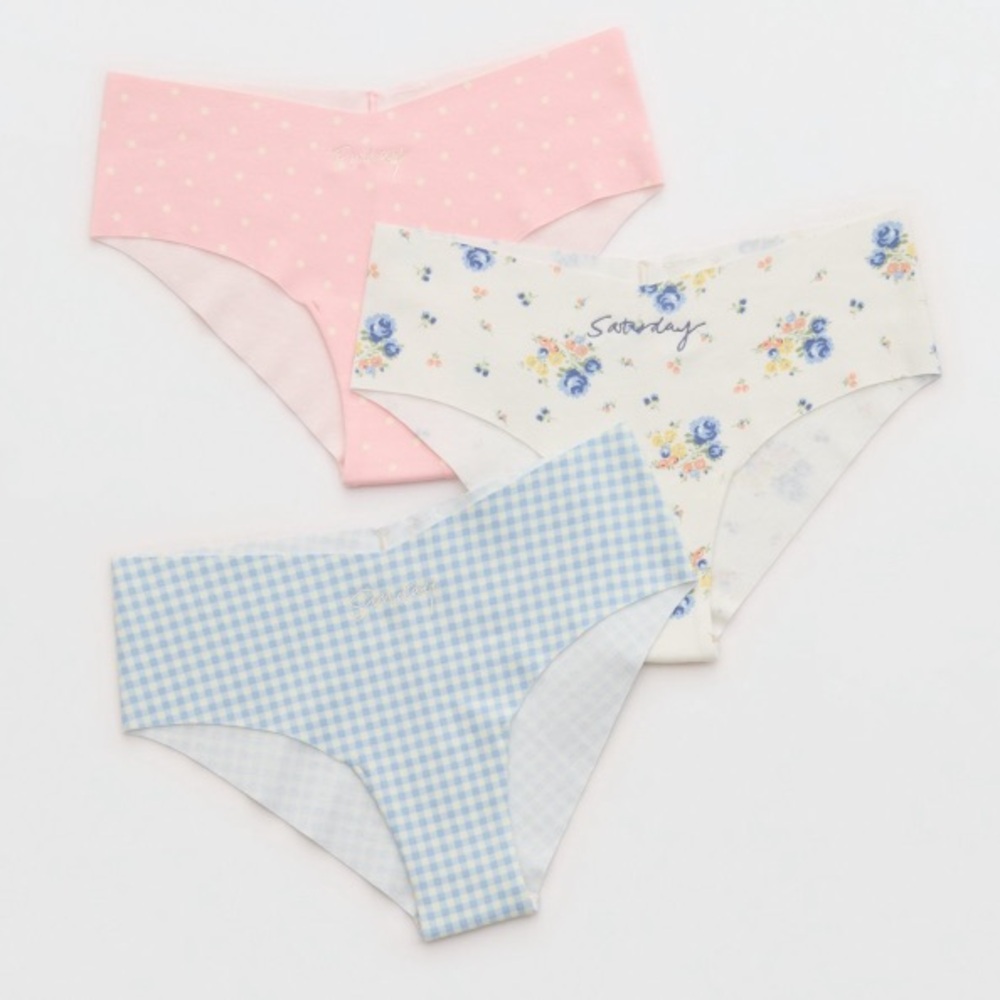 NWT Aerie × Emily + Meritt
Weekend Cheeky Underwear Multipack Sz M
